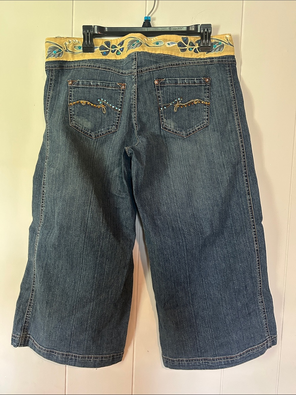 Jeans Subcategory Identification - Picture 4 of 5